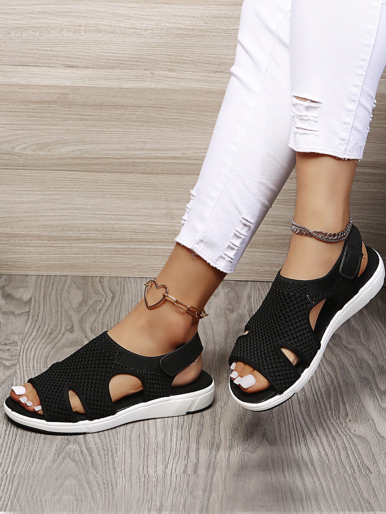 Sandales plates pour femmes Chaussures